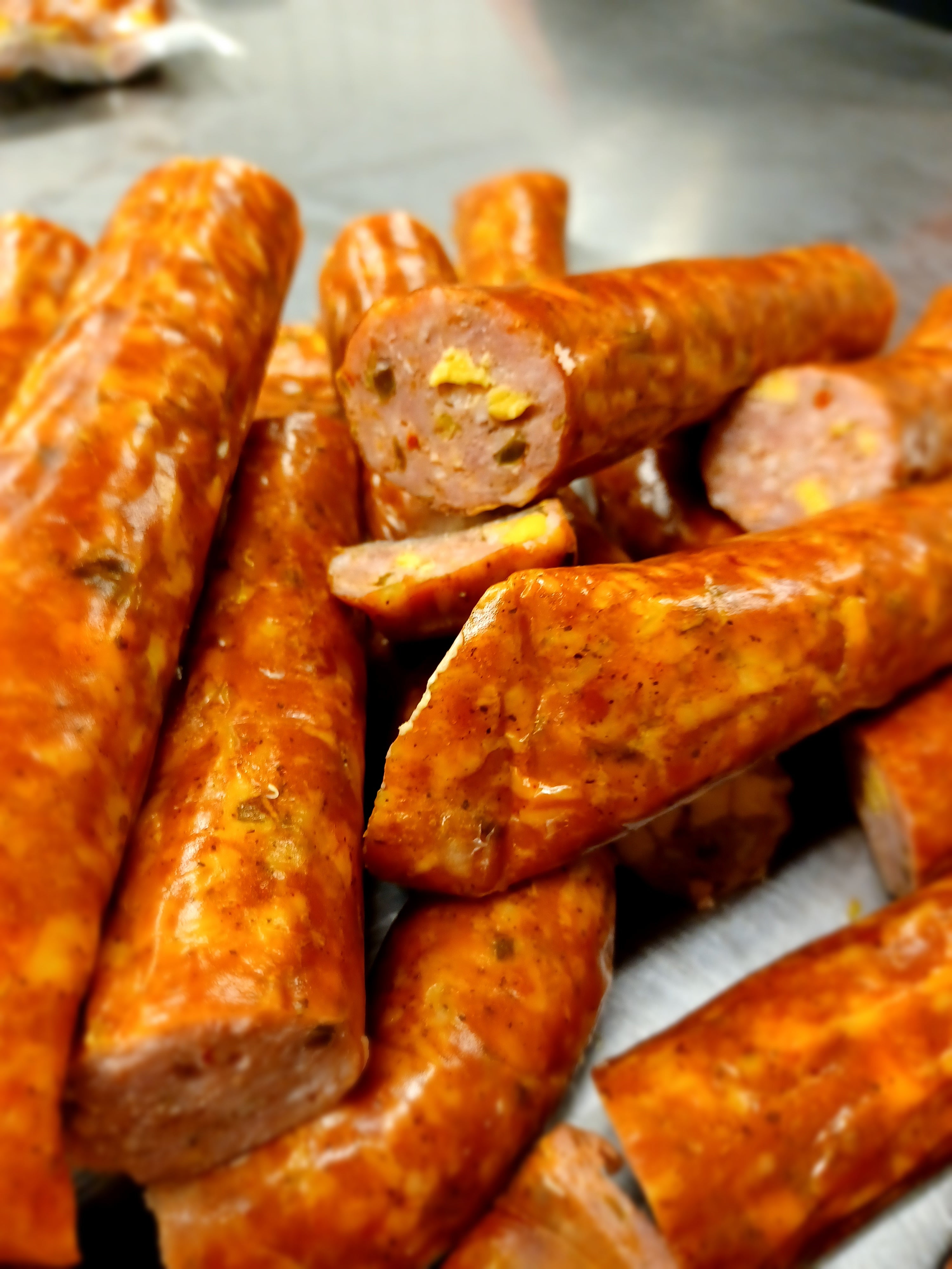 Troy's Jalapeno Cheese Smoked Pork Sausage – Troys Butcher Shop